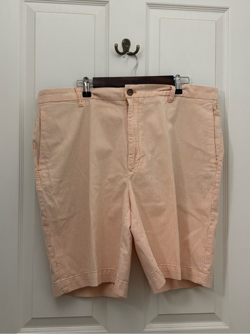 IZOD Men’s Size 40 Orange White Seersucker Striped Chino Shorts Cotton